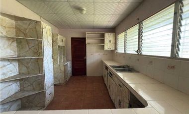 VENTA DE CASA EN EL TERRONAL 1,653 METROS.DE ESQUINA