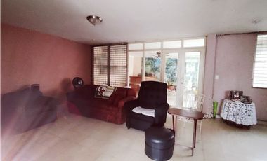 Casa en Venta En Chanis con Potencial Residencial y Comercial