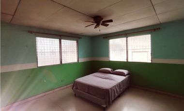 Casa en Venta En Chanis con Potencial Residencial y Comercial