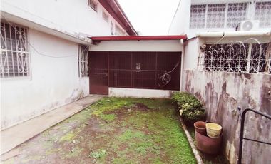 Casa en Venta En Chanis con Potencial Residencial y Comercial