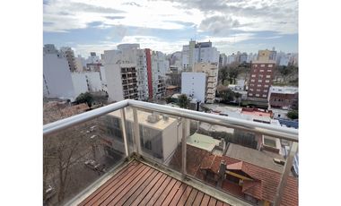 3 Ambientes al frente c/cochera