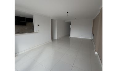 3 Ambientes al frente c/cochera