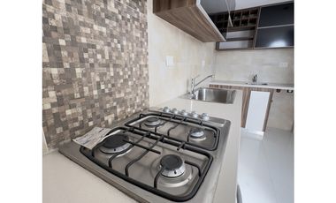 3 Ambientes al frente c/cochera