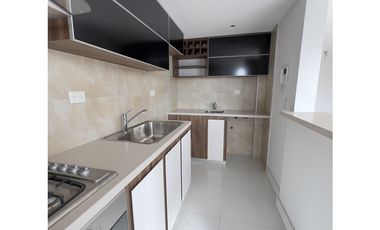 3 Ambientes al frente c/cochera