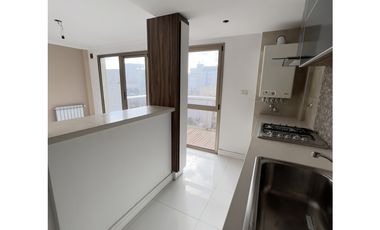 3 Ambientes al frente c/cochera