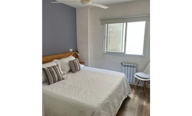 CHALET PH AMOBLADO CON COCHERA - PINAMAR