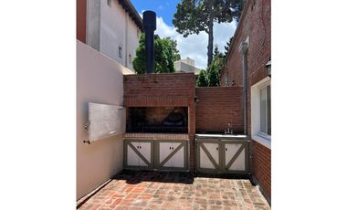 CHALET PH AMOBLADO CON COCHERA - PINAMAR