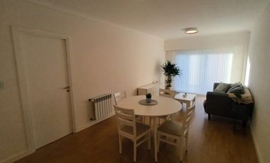 Departamento 3 ambientes c/ balcón exterior y cochera — Plaza Mitre