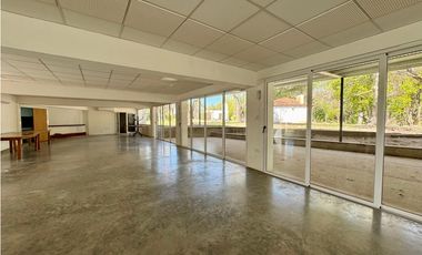 SE VENDE GRAN PROPIEDAD DE 30.900M2 CON INCREIBLES INTALACIONES