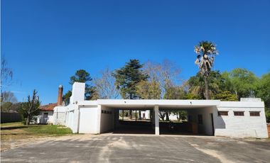 SE VENDE GRAN PROPIEDAD DE 30.900M2 CON INCREIBLES INTALACIONES