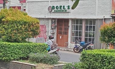 Dijual tempat usaha di jln.selokan mataram seturan Yogyakarta