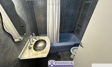 Casa en venta c/ cochera en 9 de Julio