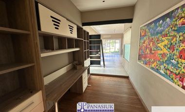 Casa en venta c/ cochera en 9 de Julio