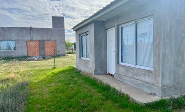 Casa en venta c/ cochera en Balneario Pehuen Co