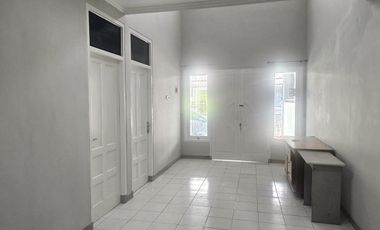 Rumah di Citra 3, Hadap Timur, 3 Kamar Tidur
