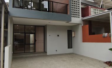 Rumah Modern Siap Huni di Bintaro Jaya, 12304
