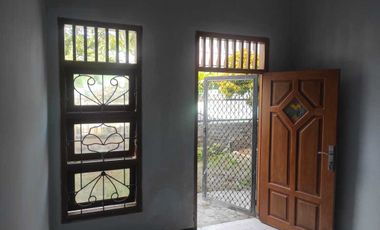 Rumah Pojok, Besar siap Huni, Perum Puri Indah, Sidoarjo Kota