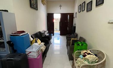 Rumah Pojok 2 Lantai, Perum Pondok Jati, Sidoarjo Kota