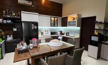 Rumah Pojok 2 Lantai, Perum Pondok Jati, Sidoarjo Kota