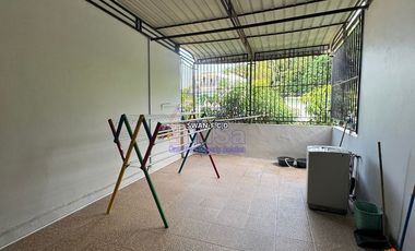 Rumah Hook 2 Lantai Siap Huni di Kezia Residence Baloi