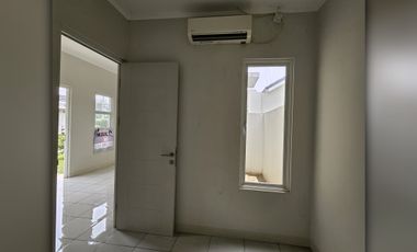 Disewakan Rumah Baru di Srimaya Residence Narogong