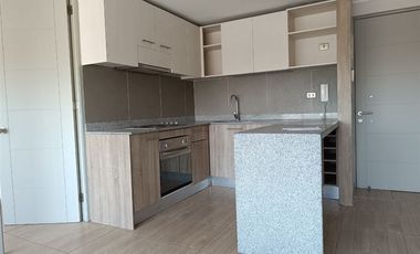 Departamento en Venta en Av. Fermín Vivaceta con Aviador Acevedo