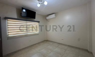 House with apartments and a suite for sale, South Guayaquil