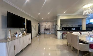 House with apartments and a suite for sale, South Guayaquil