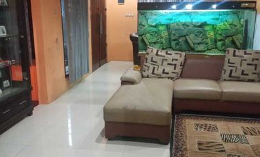 Jual Rumah Tinggal ada tempat Usaha Apotik strategis Kebon Kopi Cimahi