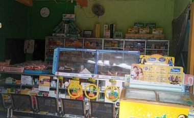 Jual Rumah Tinggal ada tempat Usaha Apotik strategis Kebon Kopi Cimahi