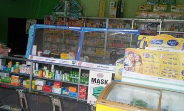 Jual Rumah Tinggal ada tempat Usaha Apotik strategis Kebon Kopi Cimahi