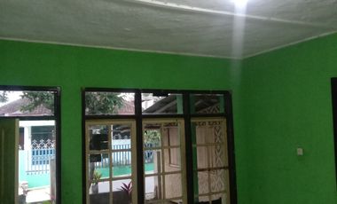 Dijual Rumah Lokasi Jl. Sukaratu Garut
