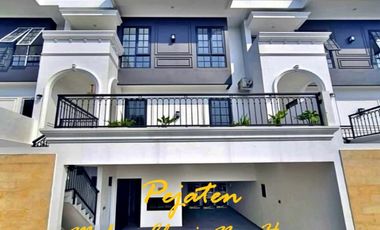 The New Luxury Modern Classic House at Pejaten Barat, Jakarta Selatan