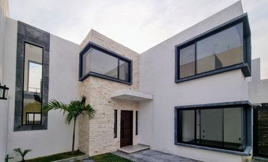 Casa en preventa, alberca y jardin privados en Yautepec, Morelos