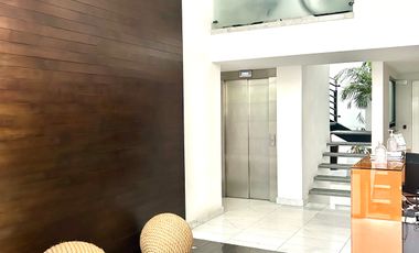 Renta departamento PH en Polanco con terraza y balcones.