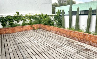 Renta departamento PH en Polanco con terraza y balcones.