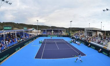 VENTA TERRENO CAMPECHE COUNTRY CLUB FRENTE LAGO EN CAMPO DE GOLF