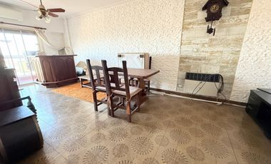 Venta departamento 3 ambientes Remedios de Escalada