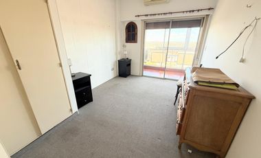 Venta departamento 3 ambientes Remedios de Escalada