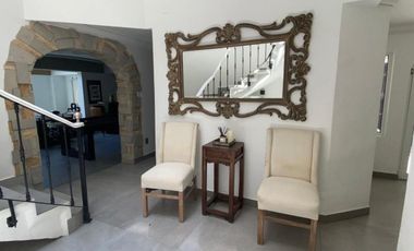 LOMAS COUNTRY CLUB PRECIOSA RESIDENCIA EN VENTA