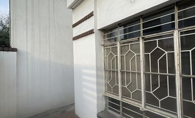 CASA EN VENTA EN MITRAS CENTRO - MONTERREY, NL.