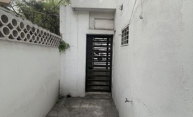 CASA EN VENTA EN MITRAS CENTRO - MONTERREY, NL.