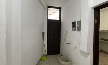 CASA EN VENTA EN MITRAS CENTRO - MONTERREY, NL.