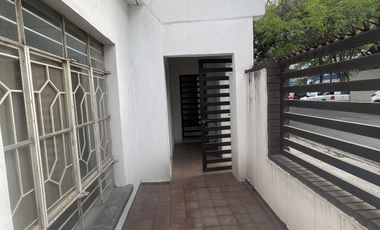 CASA EN VENTA EN MITRAS CENTRO - MONTERREY, NL.