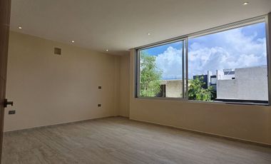 CASA EN VENTA EQUIPADA EN PRIVADA AL NORTE DE MÉRIDA, CHOLUL