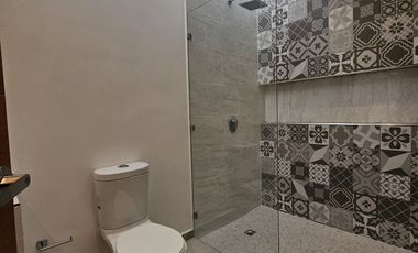 CASA EN VENTA EQUIPADA EN PRIVADA AL NORTE DE MÉRIDA, CHOLUL