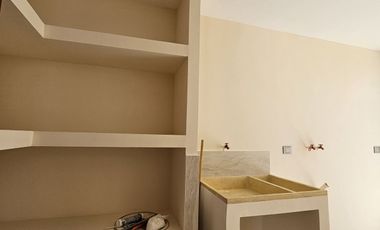 CASA EN VENTA EQUIPADA EN PRIVADA AL NORTE DE MÉRIDA, CHOLUL