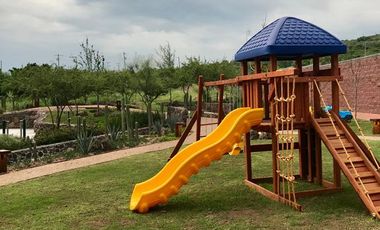 Casa en venta en Villas de Irapuato,  Irapuato Guanajuato, Privada Santa Fe, un solo Piso.