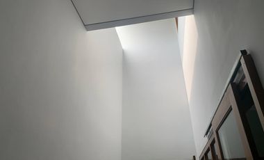 Rumah Mewah Baru Dekat RS Dr Oen Solo Baru