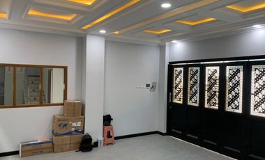 Rumah Mewah Baru Dekat RS Dr Oen Solo Baru